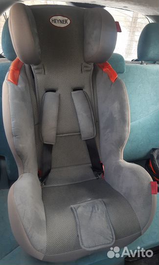Автокресло (9-36кг) Heyner Capsula MultiFix Aero