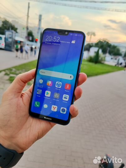 HUAWEI P20 Lite, 4/64 ГБ