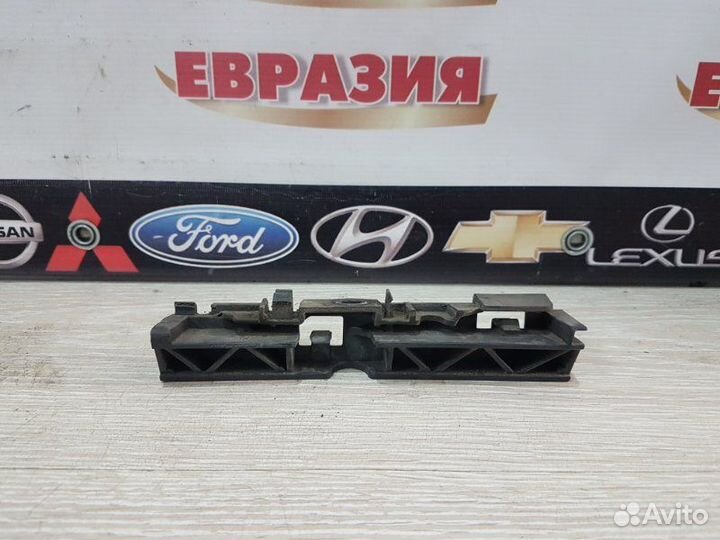 Крепление бампера переднее левое Audi A6 C7 2012