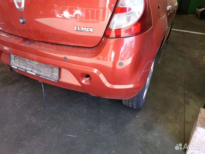 Рено сандеро sandero задний бампер красный