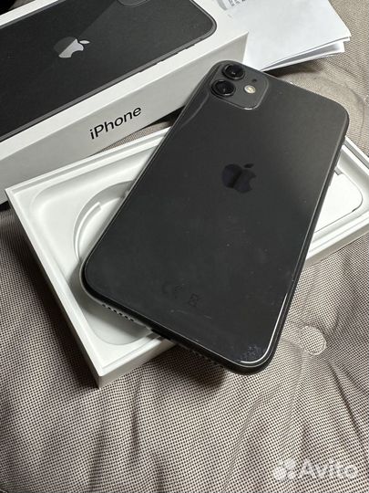 iPhone 11, 64 ГБ