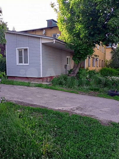 3-к. квартира, 61 м², 1/2 эт.