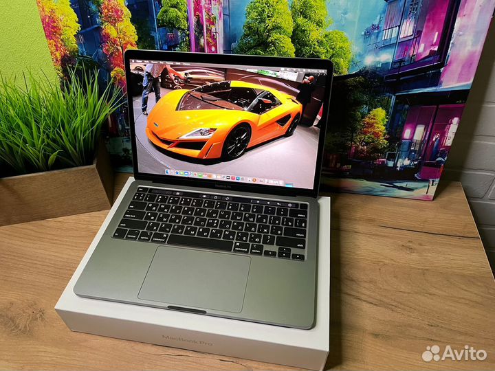 Macbook pro 13 2020 i7 16gb 500gb 52 цикла