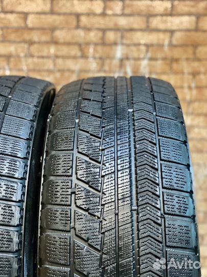 Bridgestone Blizzak VRX 245/45 R19