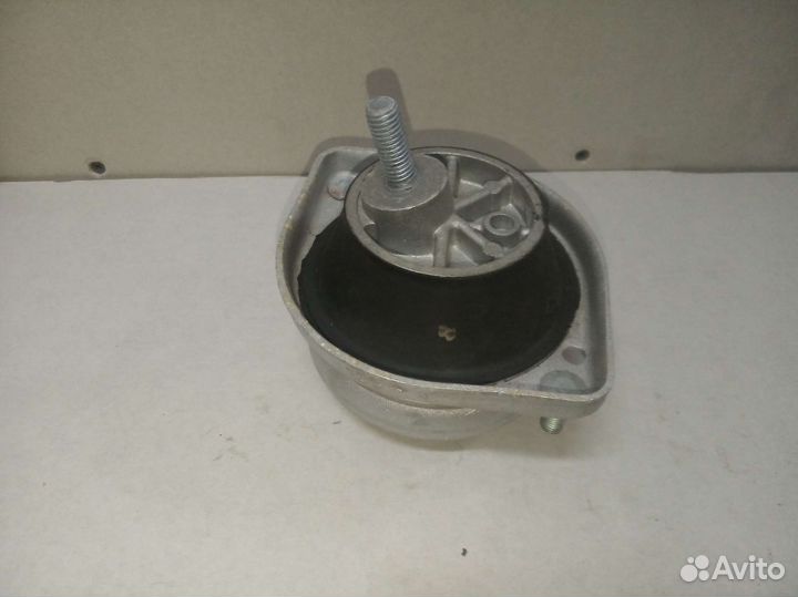 Опора двигателя Bmw