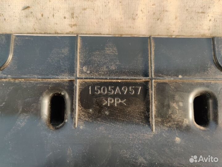 Митсубиши Аутлендер 2012- Резонатор 11559