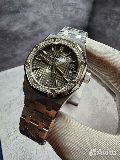 Часы Audemars Piguet Royal Oak Ladies