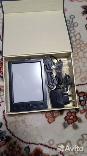 Электронная книга Explay