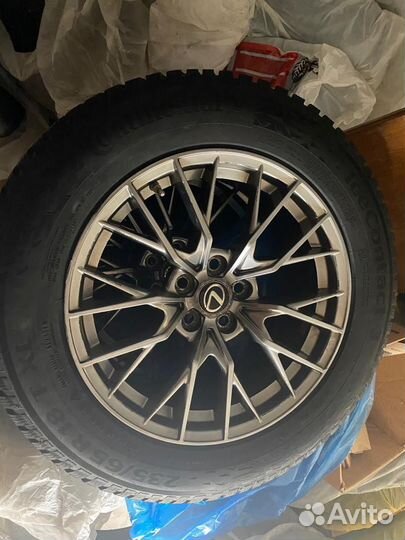 Зимняя резина R18 на дисках Lexus RX-350 оригинал