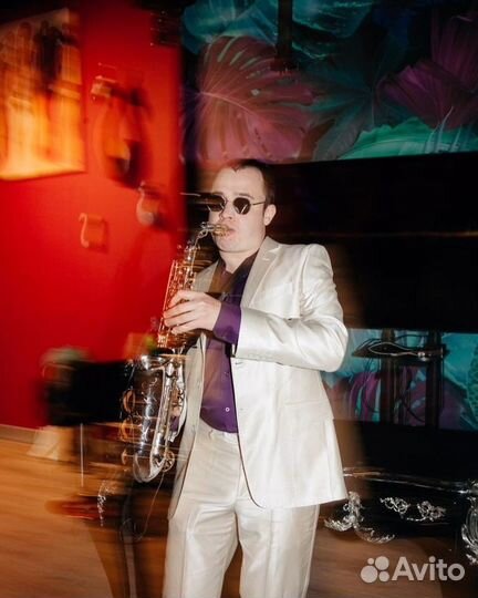 Саксофонист, DJ, Кавер-группа, Ведущая на праздник