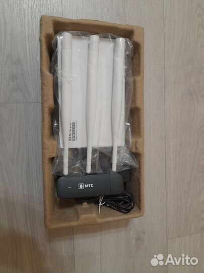 Wi-Fi роутер + 4G модем Хуавей Е 3372 -153