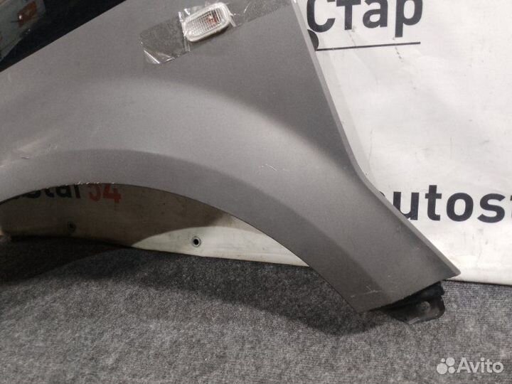 Крыло переднее левое Honda Element YH2