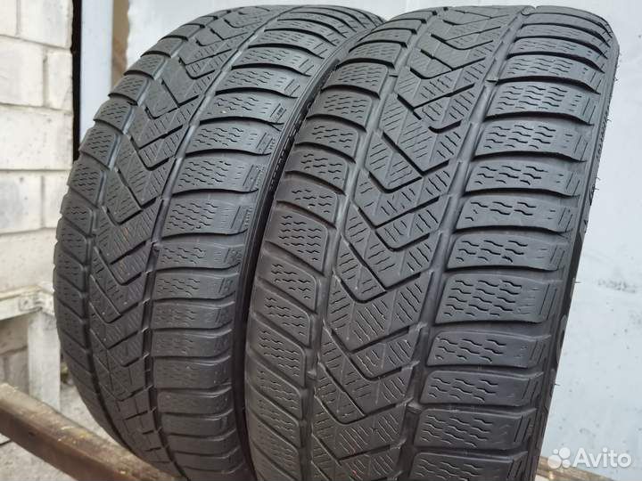 Pirelli Winter Sottozero 3 225/40 R18 92V