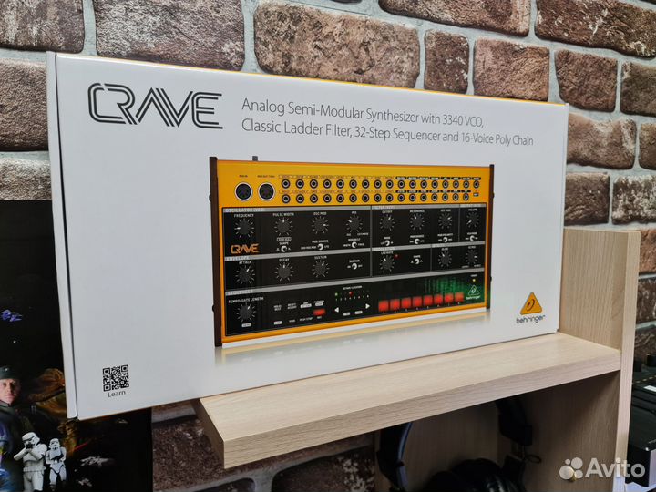 Behringer Crave аналоговый синтезатор