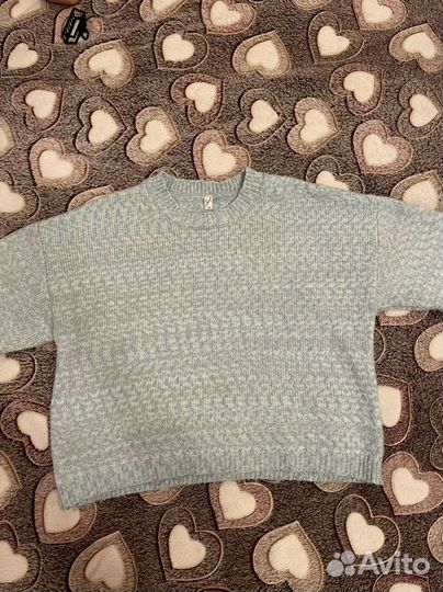 Свитер женский