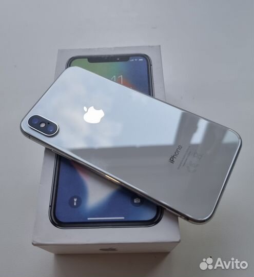 iPhone X, 64 ГБ