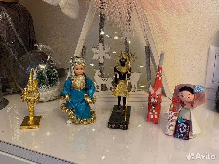 Куклы и статуэтки из разных стран
