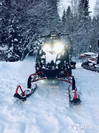 Снегоход Polaris Axis PRO-RMK