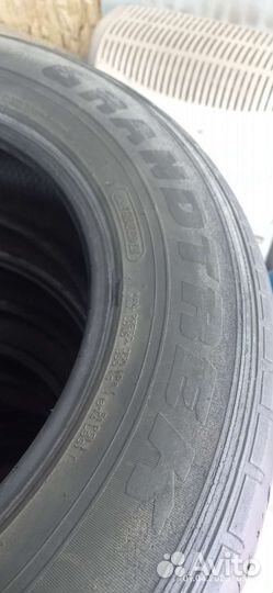 Dunlop Grandtrek ST30 225/65 R17