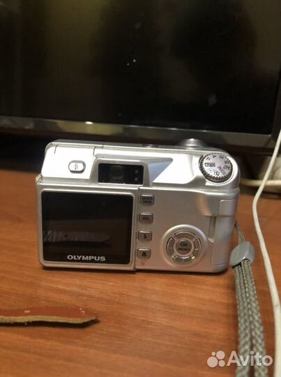 Компактный фотоаппарат