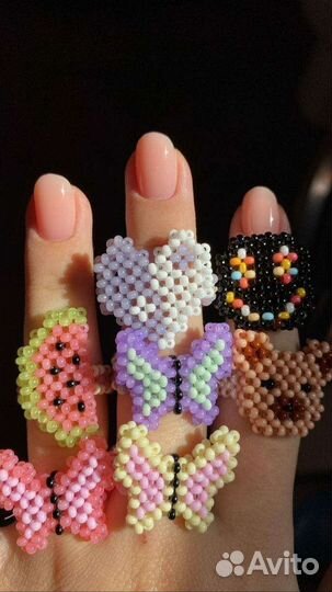 Украшения из бисера