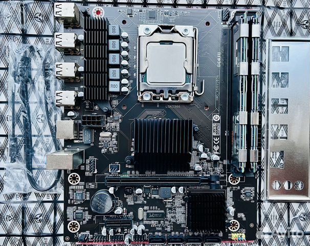 Комплет x58 1366 Xeon x5650 8gb DDR3