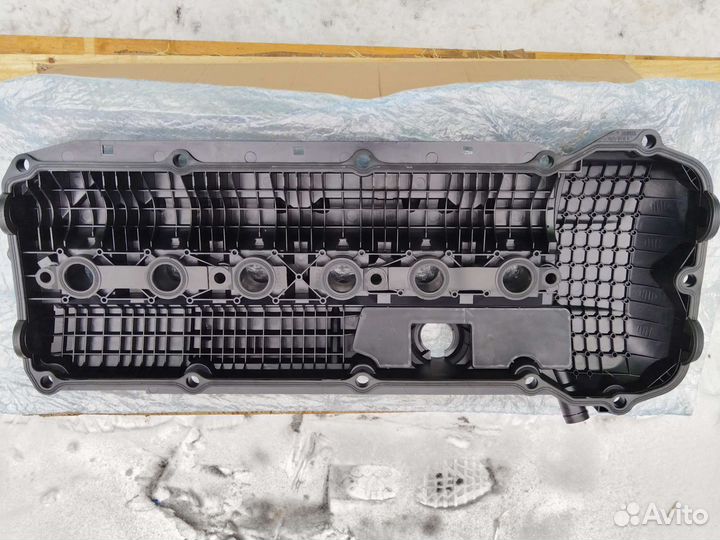 Клапанная крышка 11127512840 для BMW 7-series