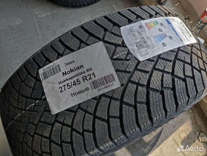 Nokian Tyres Hakkapeliitta R5 SUV 275/45 R21