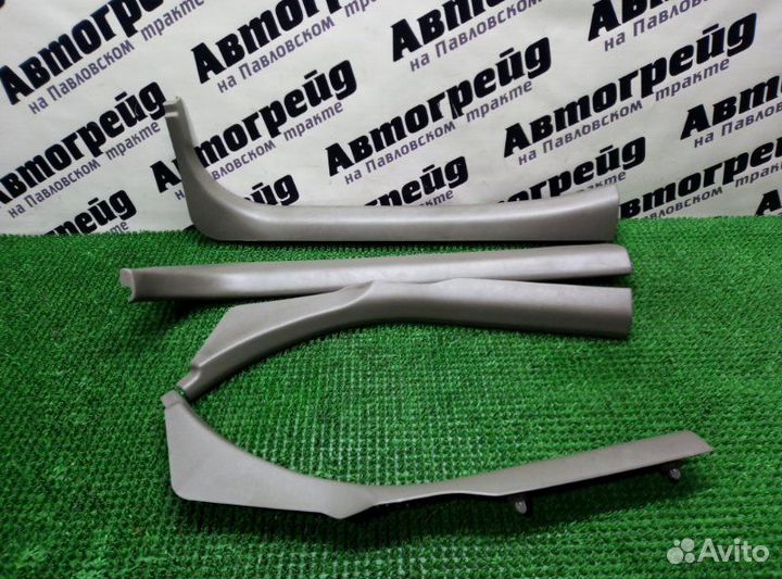 Накладка на порог Nissan Cefiro A33 VQ20DE 2000