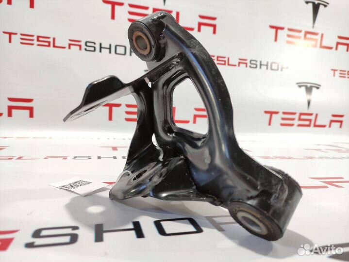 Кронштейн двигателя передний левый Tesla Model 3