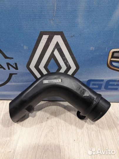 Патрубок воздухозаборника Воздухозаборник Renault
