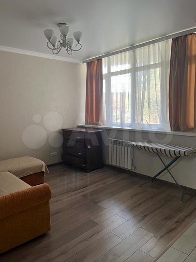 3-к. квартира, 68 м², 1/6 эт.