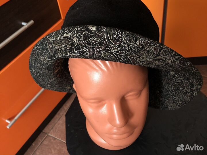 Шляпа замшевая