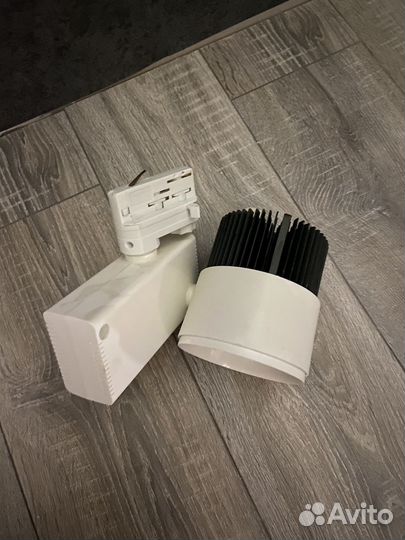 Трековые светильники бу