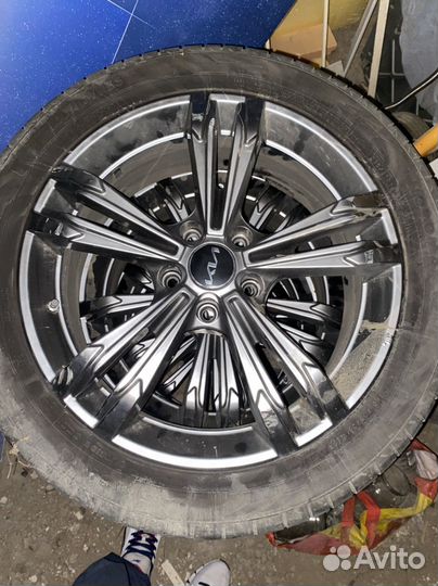 Nordman Nordman + 235/45 R18 99Q