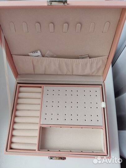 Шкатулка для украшений новая