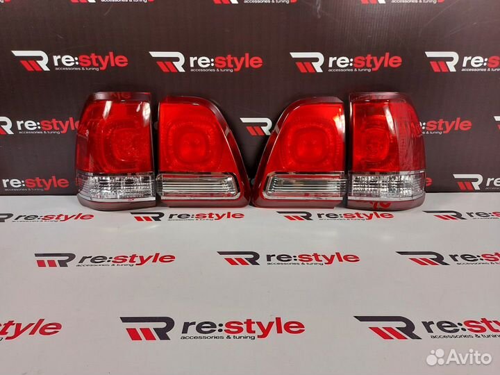 Стопы Toyota Land Cruiser 100 Стиль LC200 D2397