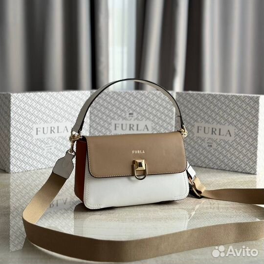 Сумка Furla через плечо