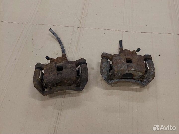 Суппорт задний Mitsubishi Galant viii 97-03