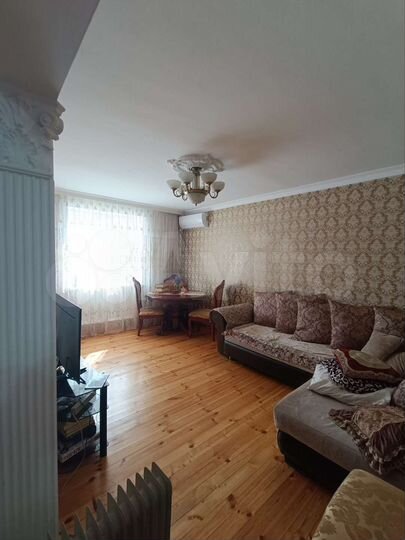 3-к. квартира, 69,5 м², 2/5 эт.