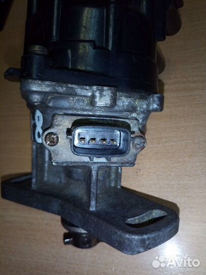 Трамблёр нисан sr18de