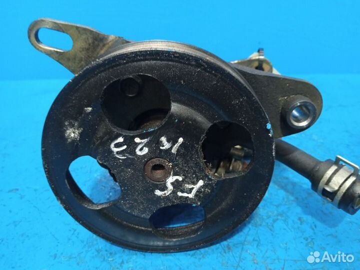 Насос гидроусилителя гур Mazda Mpv FS 1999-2006