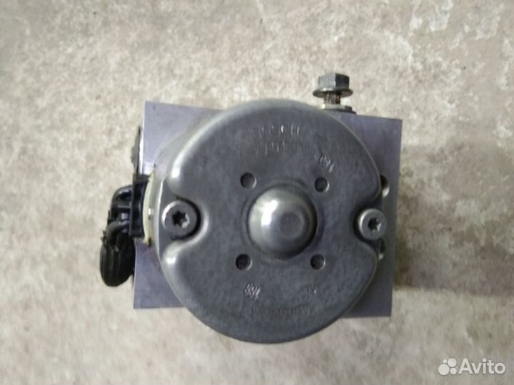 Блок абс (ABS) Вольво S40