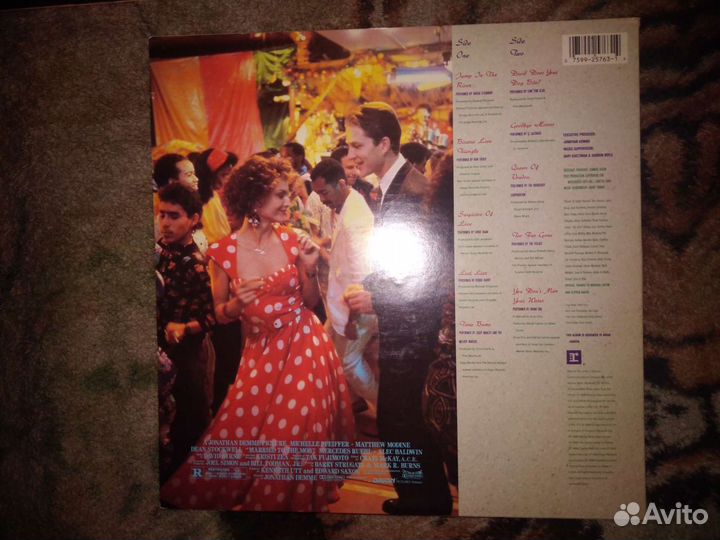 Пластинки виниловые.клубная музыка