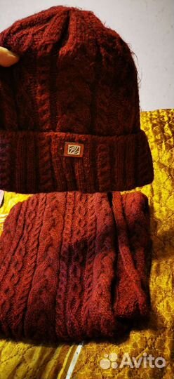 Шапка и шарф женский