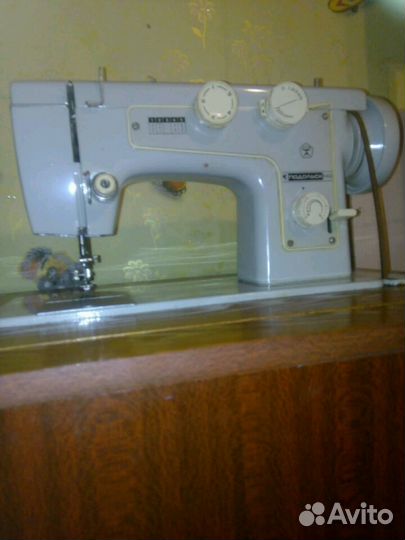 Швейная машинка 