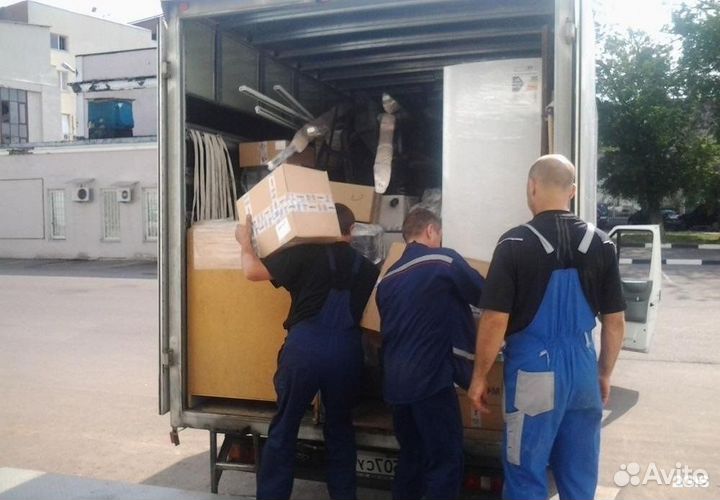 Грузовые переезды и перевозки груза под ключ