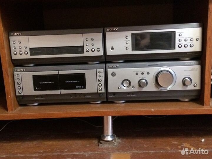 Музыкальный центр 