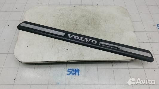 Накладка порога внутренняя правая volvo V60 1 (94H