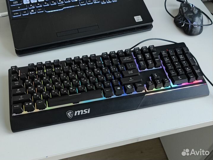 Игровая клавиатура msi